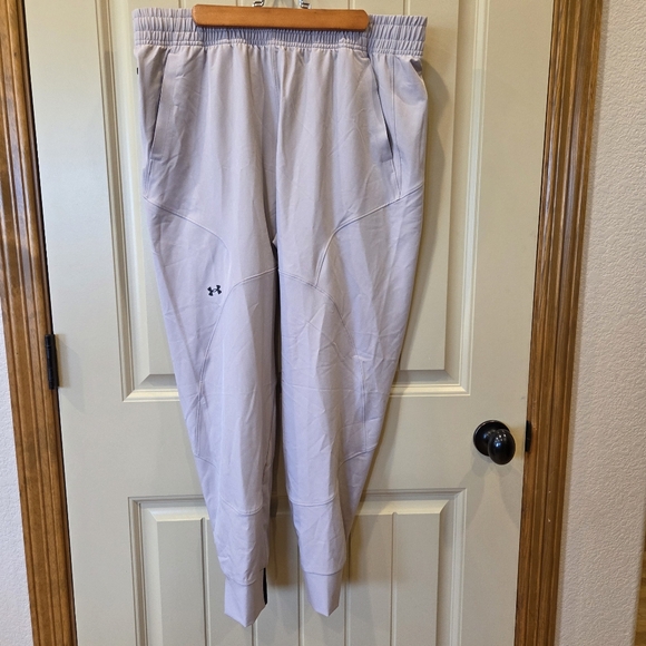 Under Armour Women's Unstoppable Jogger Pants Color Avy Large 1376926 New - Picture 1 of 13